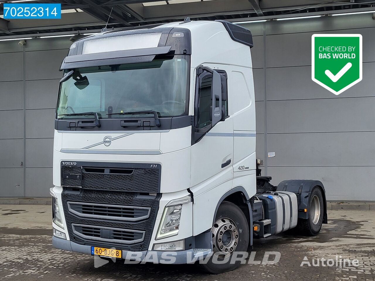 Volvo FH 420 4X2 NL-Truck VEB+ Globetrotter ADR ACC truck tractor
