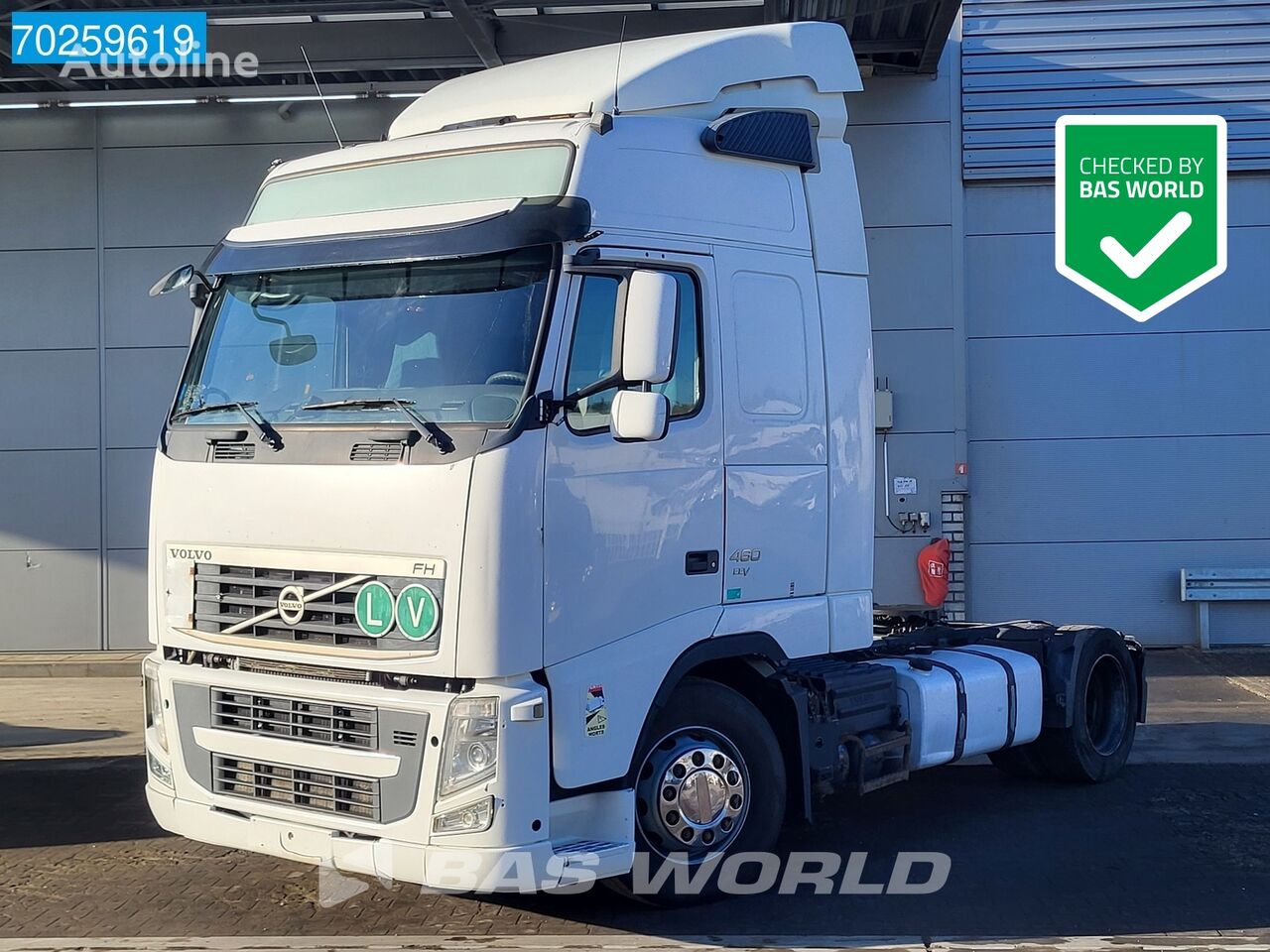 Volvo FH 460 4X2 Mega ADR EEV VEB+ nyergesvontató