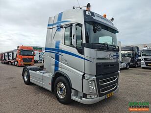 Volvo FH 460 4x2 GlobeTrotter Euro6C - Sliding Dish - Hydraulics - Ski truck tractor
