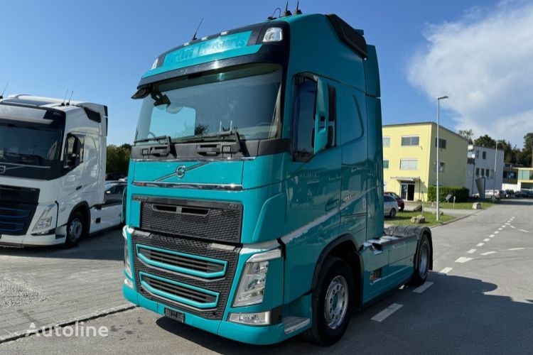 Volvo FH-460 4x2 XXL 2-Tanks trekker