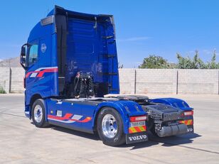 Volvo FH 500 truck tractor