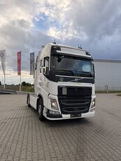 السيارات القاطرة Volvo FH 500