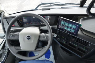 Volvo FH 500 XL AERO I-SAVE 2025r KLIMA P. FULL LED WAGA KAMERY truck tractor for sale - Image 18 | Autoline GB Volvo FH 500 XL AERO I-SAVE 2025r KLIMA P. FULL LED WAGA KAMERY truck tractor | Image 18 - Autoline