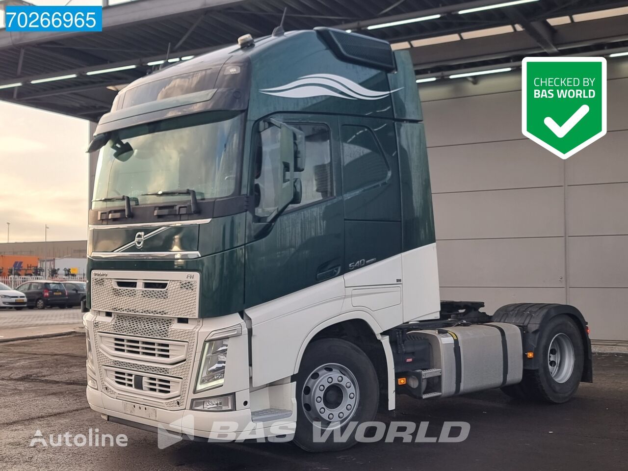 트랙터 트럭 Volvo FH 540 4X2 XL 2x Tanks VEB+ ACC Standklima ADR