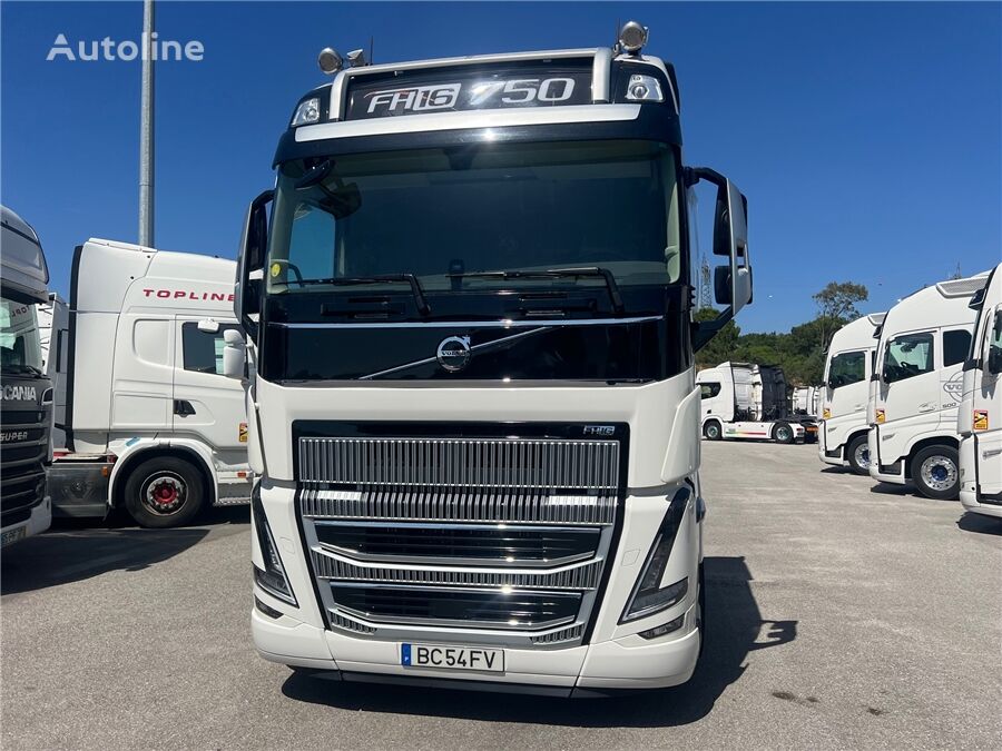 Volvo FH 750  vetopöytäauto