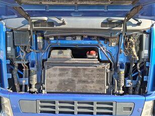 Tracteur routier Volvo FH13-400 / HYDRAULICS / NL TRUCK / TUV:14-09-2025 / GLOBETROTTER à vendre - Image 8 | Autoline CG Tracteur routier Volvo FH13-400 / HYDRAULICS / NL TRUCK / TUV:14-09-2025 / GLOBETROTTER | Image 8 - Autoline