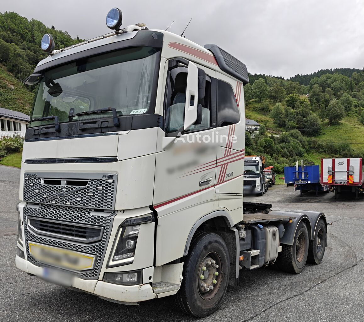 Volvo FH16 750 *6x4 *HEAVY DUTY *GCW 100ton *HYDRAULICS *RETARDER トラクタートラック - Autoline