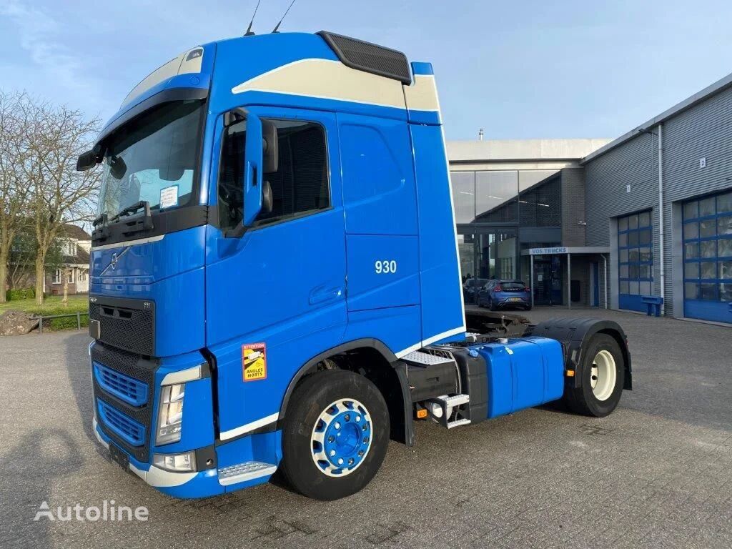 Volvo FH4-420 / DOUBLE TANK / VEB+ / AUTOMATIC / ONLY 749779 DKM / EUR truck tractor