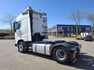 Volvo FH4-460 / MB CHASSIS / DOUBLE TANK / I-PARKCOOL / LWDS / TUV:28- Sattelzugmaschine