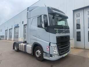 Volvo FH460TC Globetrotter truck tractor