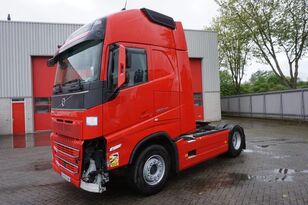 defekte Volvo FH5-500 / ENGINE RUNNING / XL / TURBO COMPOUND / DOUBLE TANK / V Sattelzugmaschine