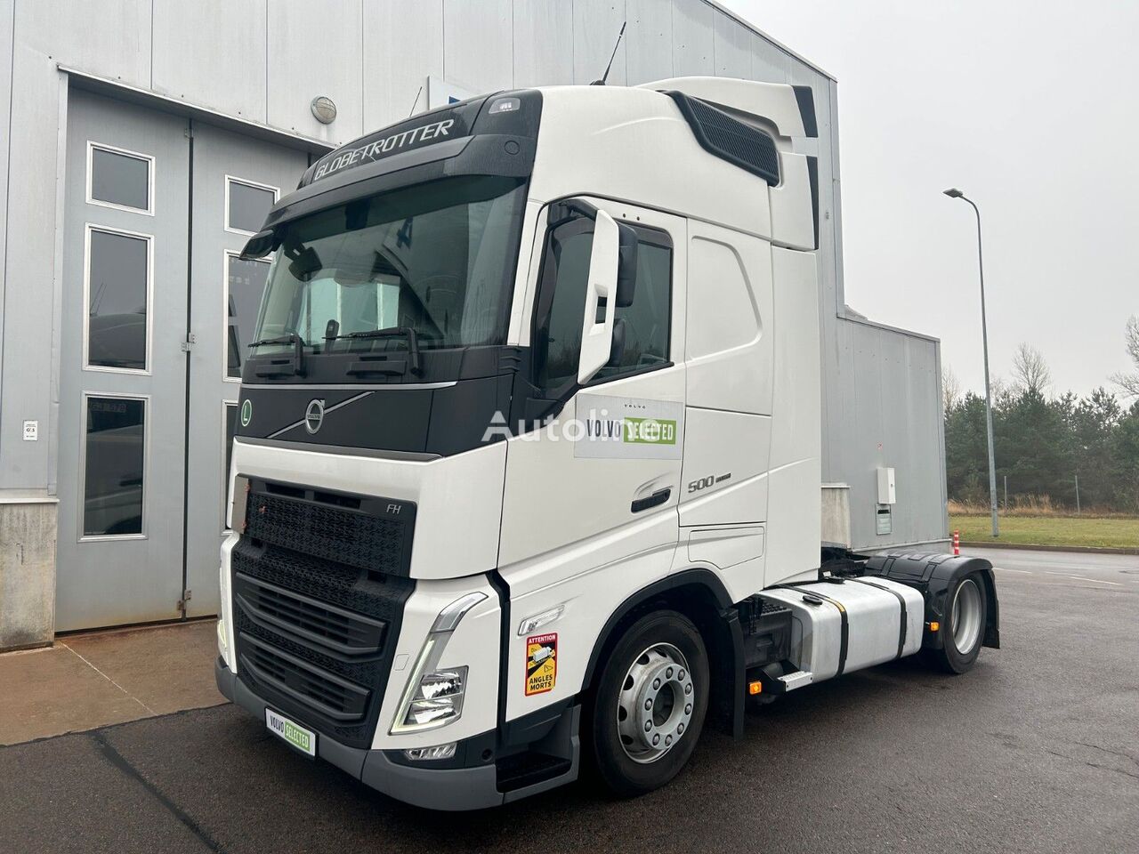 Volvo FH500 Globetrotter Mega truck tractor