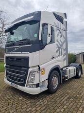 السيارات القاطرة Volvo FH540 I-ParkCool