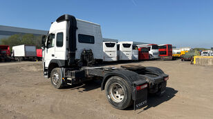 тягач Volvo FM