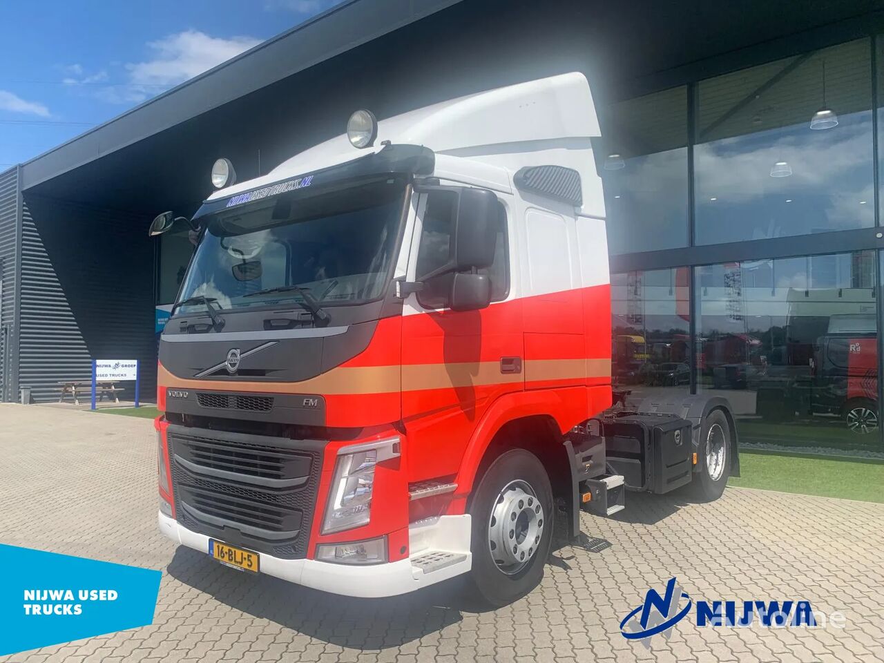 السيارات القاطرة Volvo FM 330 4x2 ACC + Airco