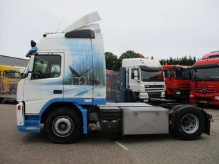 Volvo FM 380 FM 12 380 EURO 3 GLOBETROTTER SPECIAL PAINT 789.155 KM OR tractora