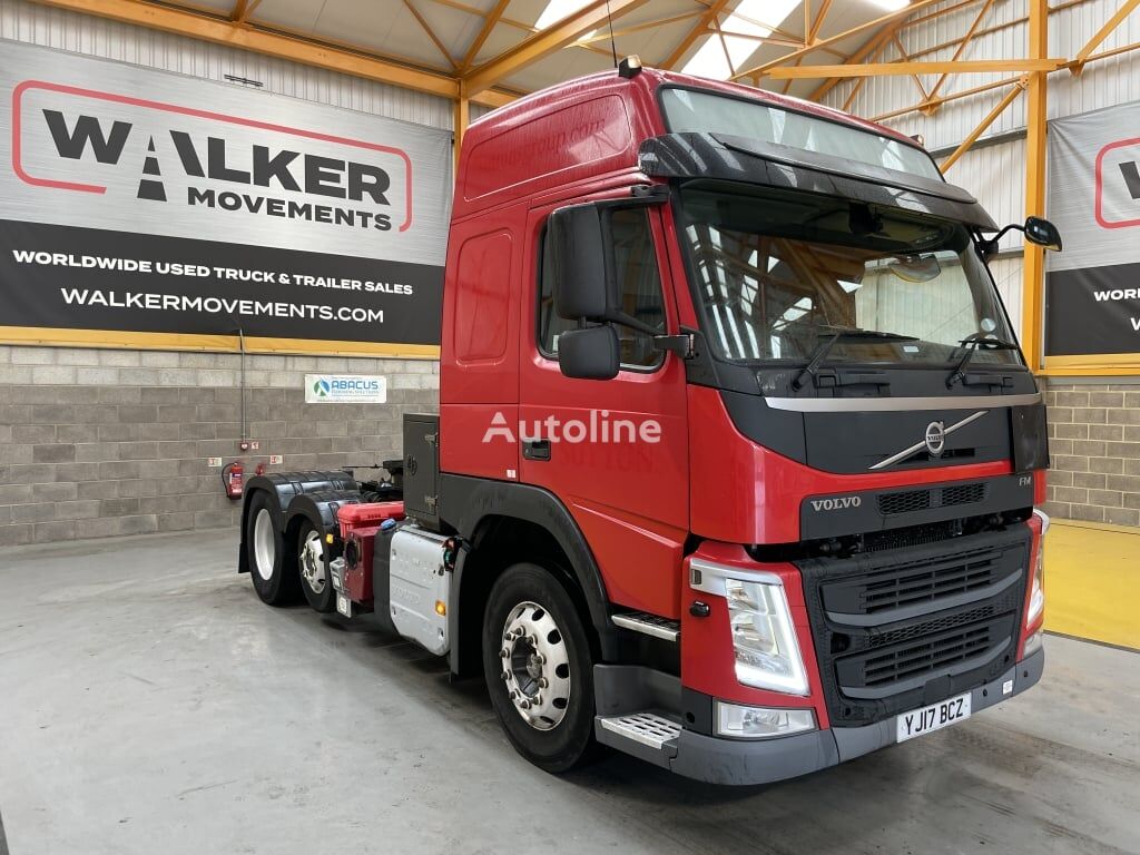 vlačilec Volvo FM 450 GLOBETROTTER *EURO 6* PET REGS 6X2 TRACTOR UNIT – 2017 –