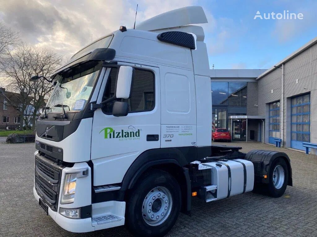 Volvo FM11-370 / GERMAN TRUCK / KB CHASSIS / VEB / ACC / LWDS / DOUBLE truck tractor