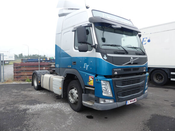 tracteur routier Volvo VTA3T