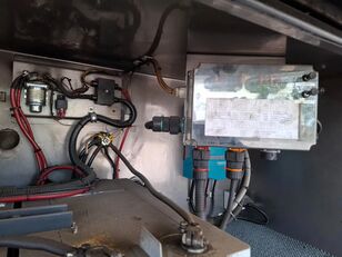 Mercedes-Benz Actros 1843 / NL FLOWER TRUCK / 162246 KM / NEW TUV / COOL & HEA vending truck for sale - Image 22 | Autoline HK Mercedes-Benz Actros 1843 / NL FLOWER TRUCK / 162246 KM / NEW TUV / COOL & HEA vending truck | Image 22 - Autoline