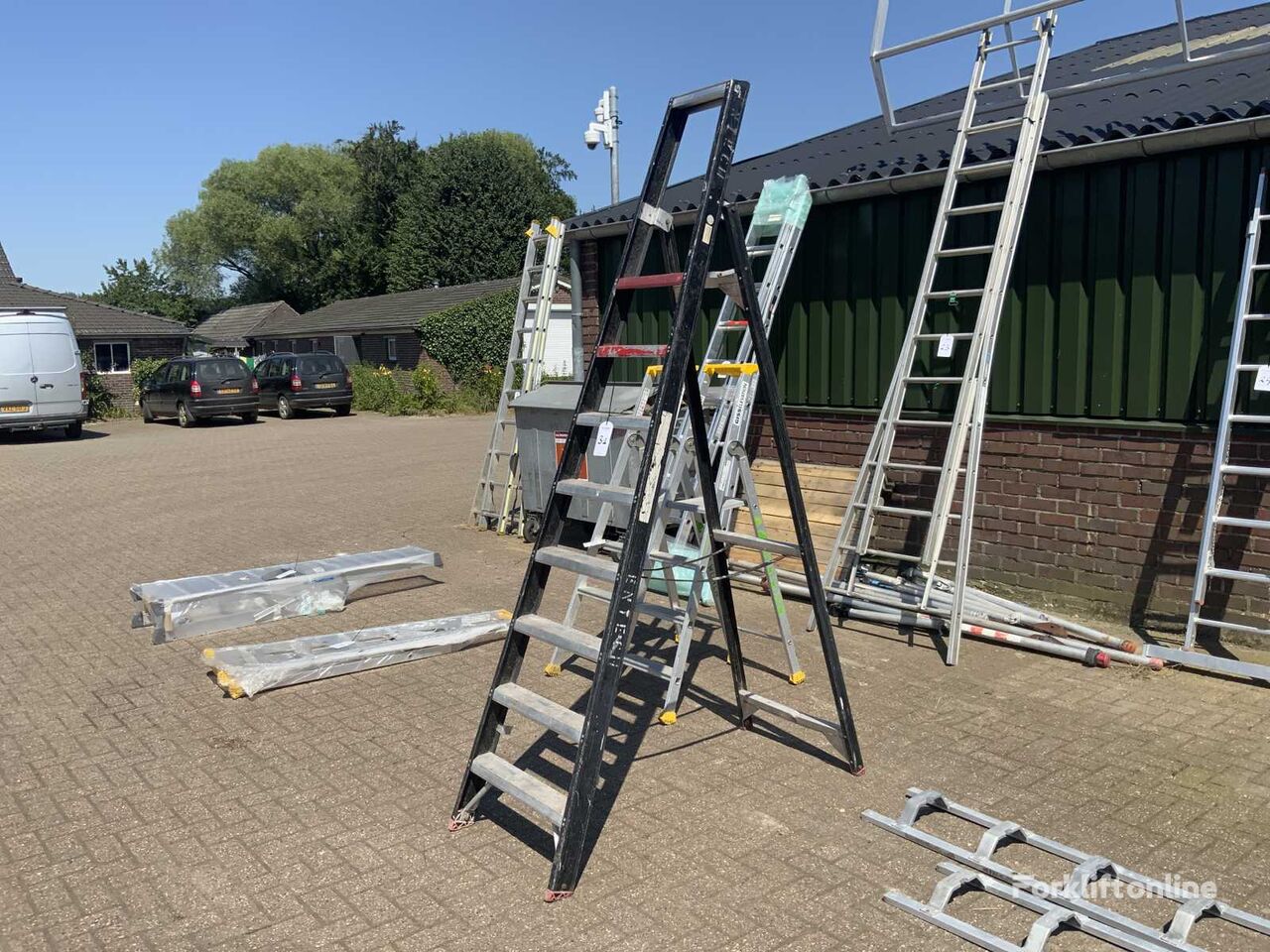 Altrex Aluminium trapladder warehouse ladder