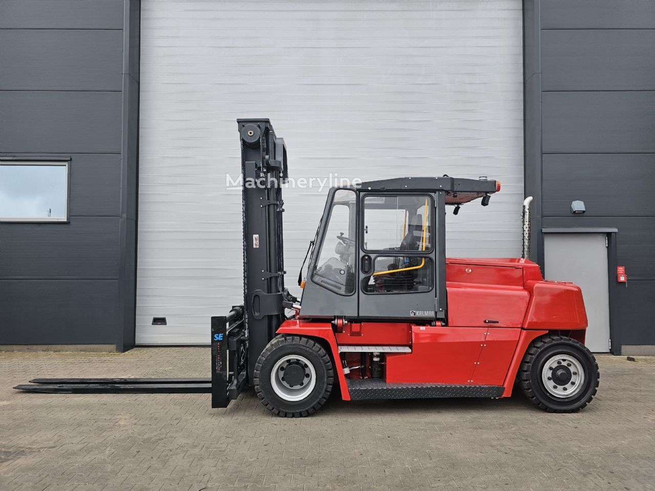 Kalmar DCF80-9 diesel forklift for sale | Machineryline CA Kalmar DCF80-9 diesel forklift - Machineryline