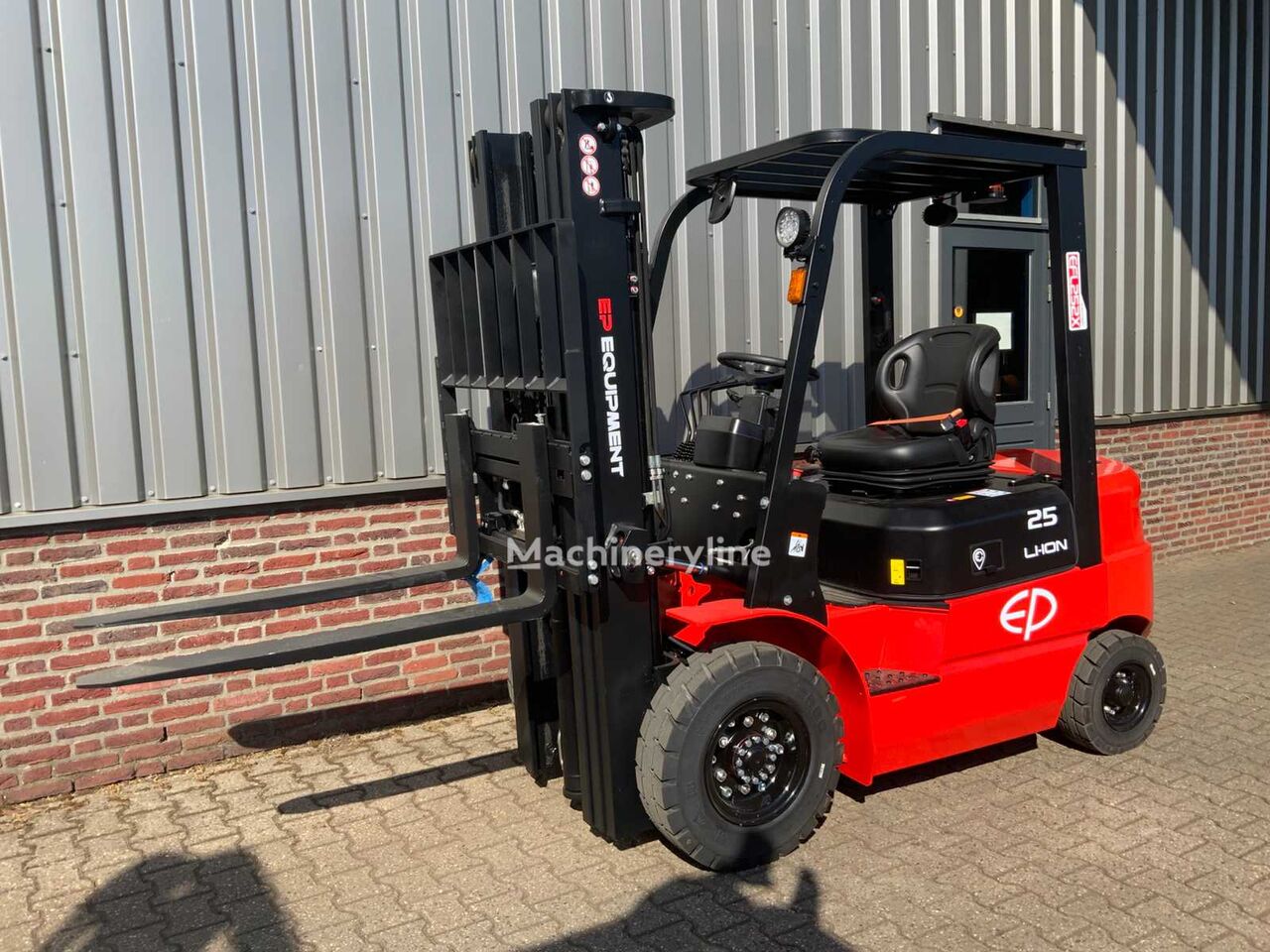 EP EFL252X elektrisk gaffeltruck till salu | Machineryline SE EP EFL252X elektrisk gaffeltruck - Machineryline