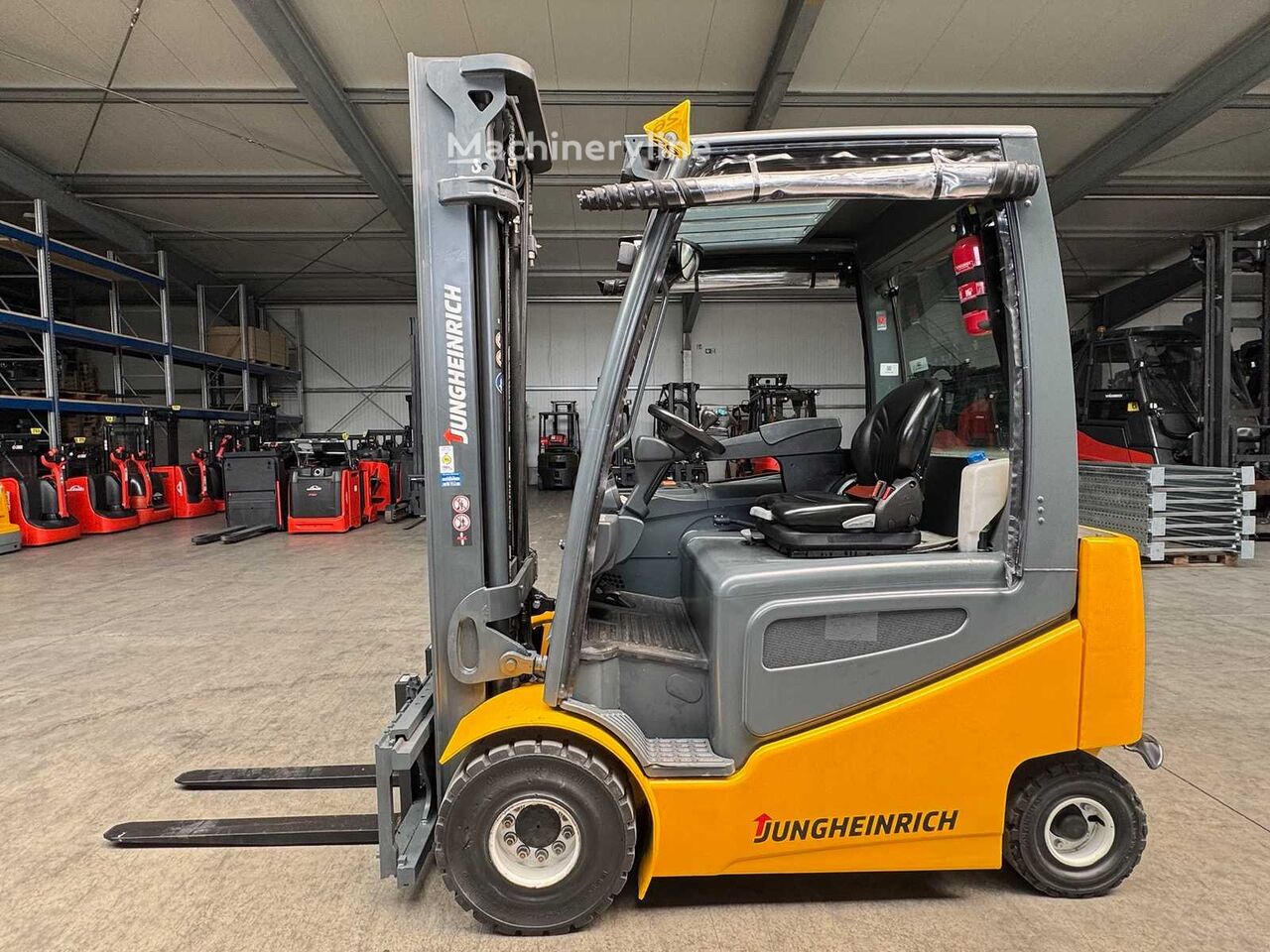 Jungheinrich EFG425 electric forklift - Machineryline