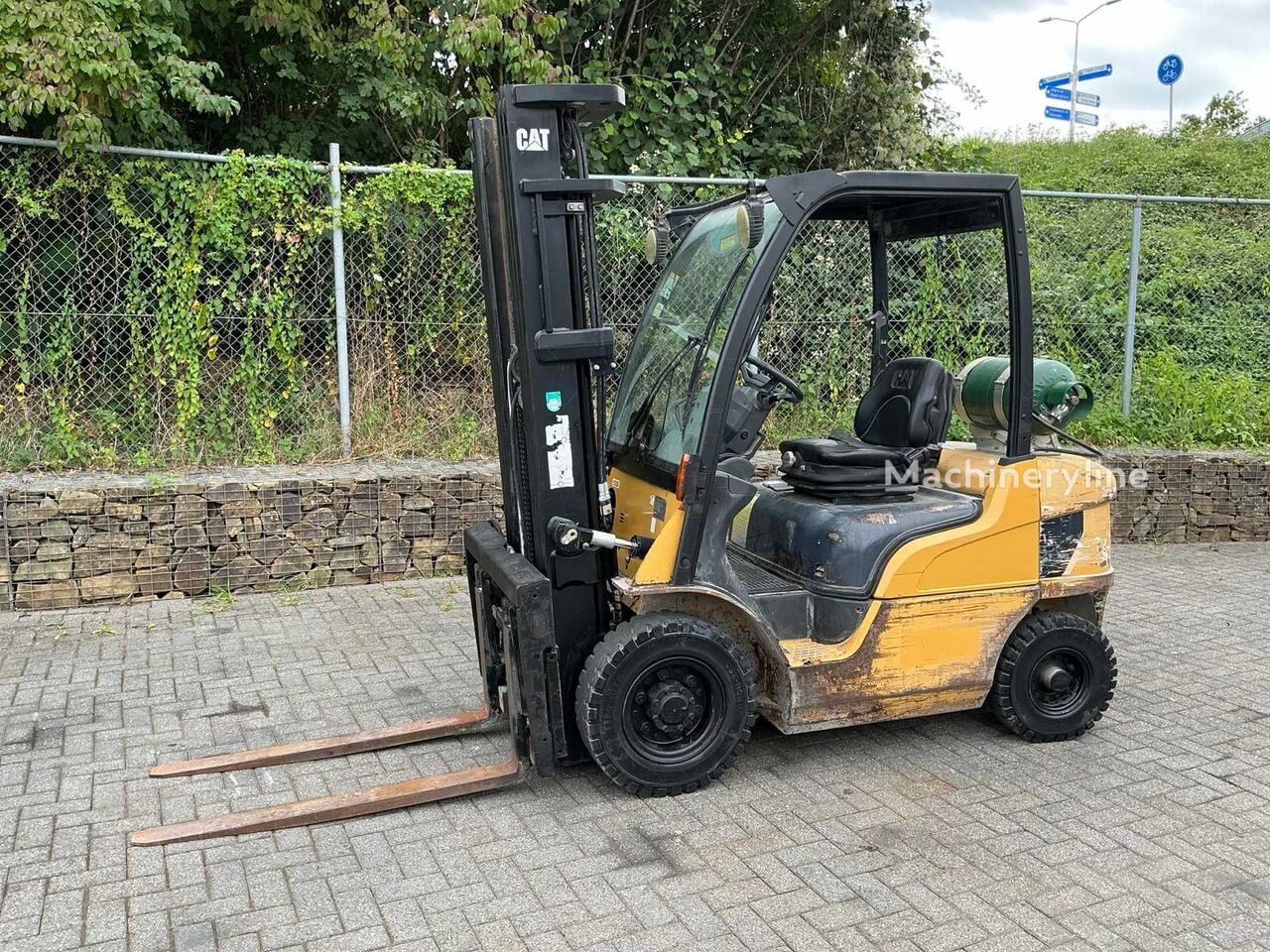 Venta de Caterpillar GP25N carretilla de gas | Machineryline UY Caterpillar GP25N carretilla de gas - Machineryline