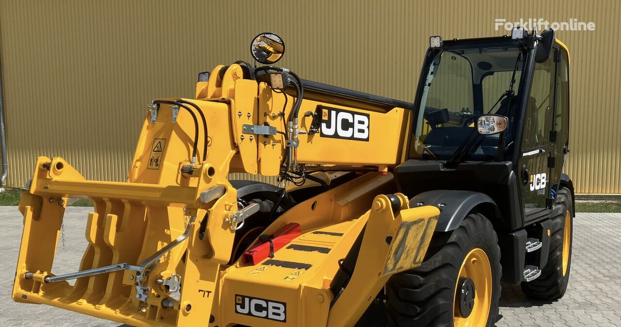 Chariot télescopique JCB 540-140 AGRI DEMO à vendre | Machineryline TG Chariot télescopique JCB 540-140 AGRI DEMO - Machineryline