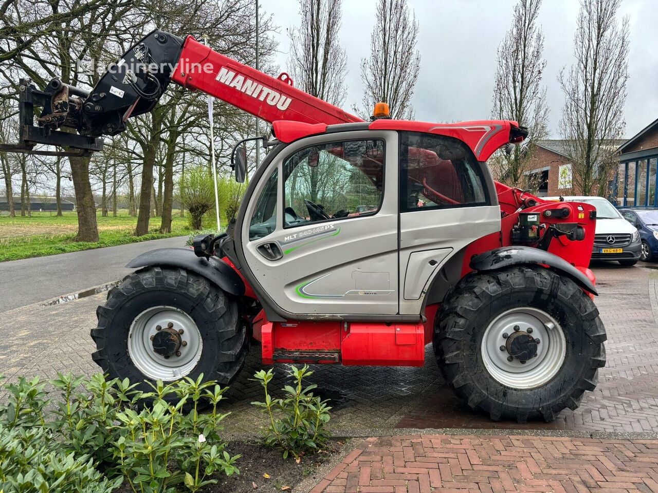 Manitou 840-145 teleskoplæsser til salg | Machineryline DK Manitou 840-145 teleskoplæsser - Machineryline