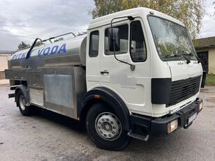 camion cisternă cu apă Mercedes-Benz 1625