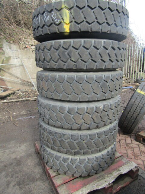 عجلة ALCOA’ (6) BUDGET TRACK GRIT TYRES ONLY 4 TYRES GOO