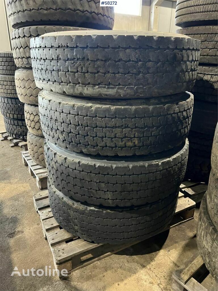 Bridgestone 315/80 R 22.5 rueda