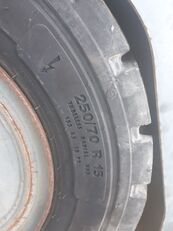 roată Continental 250/70 R 15