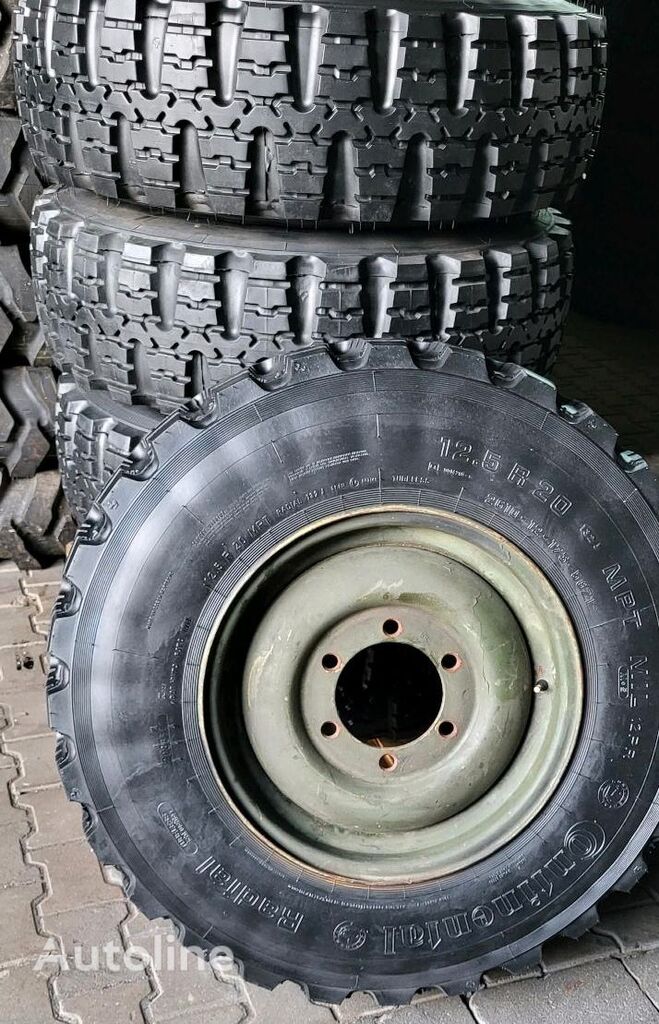 Continental 12.5R20_12PR_Continental_MIL_NATO_UNIMOG_4064011101_6 Loch_TOP wheel