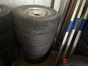 Cooper 265/70R17 rueda