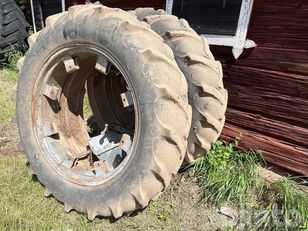 Dunlop 13.60 R12 ritenis