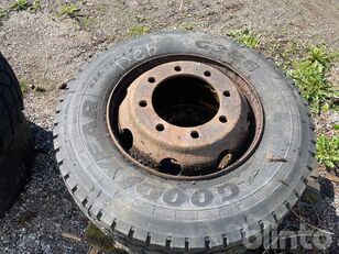 عجلة Goodyear 265/70 R19.5