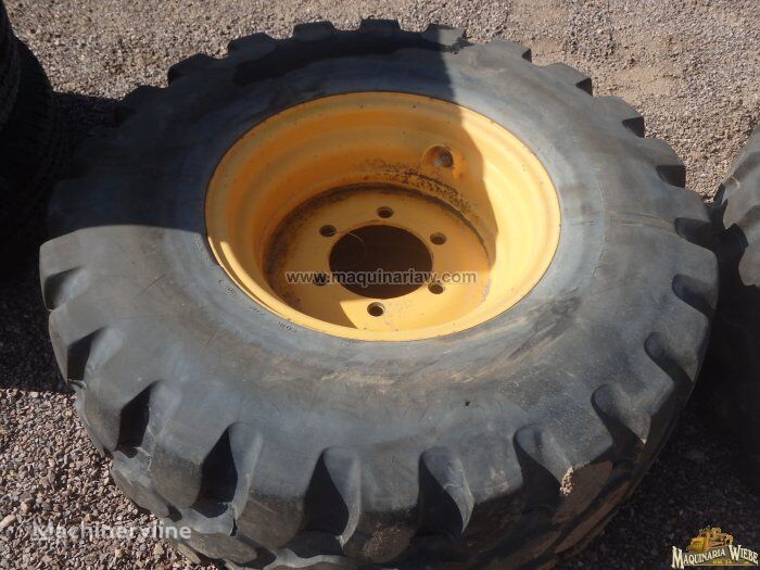 Goodyear 400/70R18 wheel