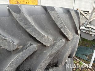 عجلة Goodyear Dubbelmontage med distansringar och sp&auml;nnare Goodyear
