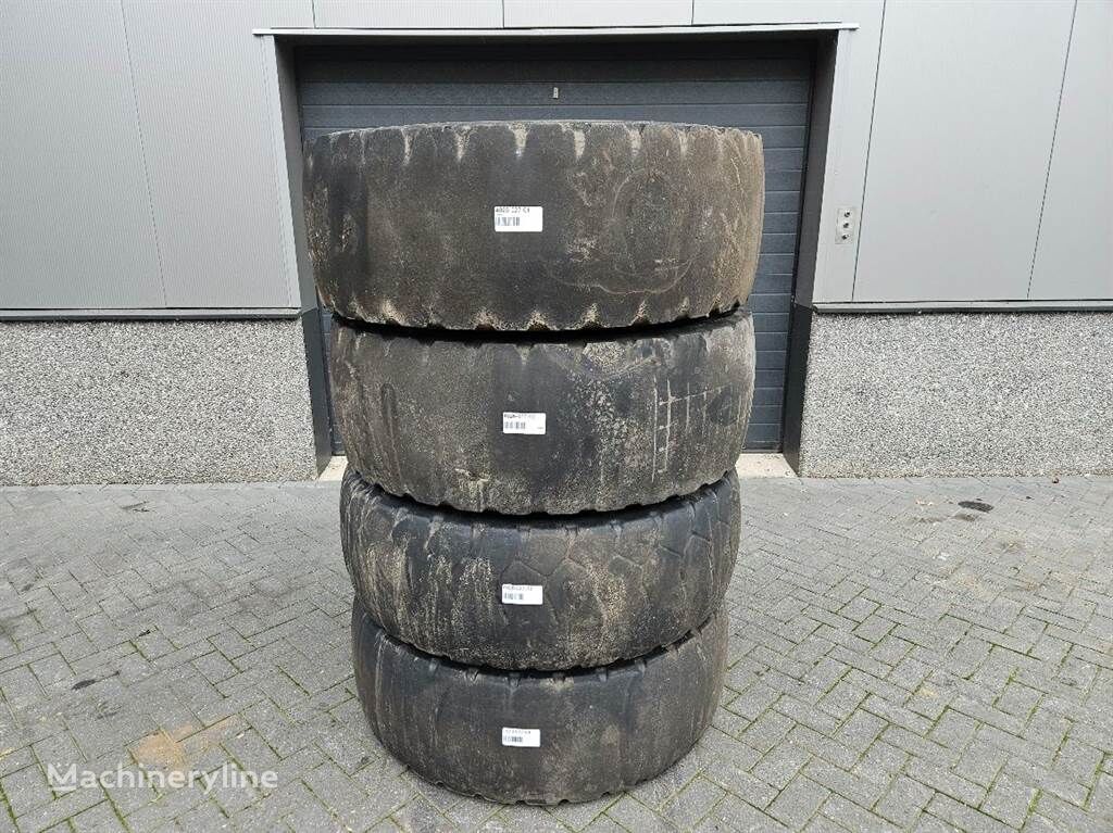 Liebherr L514 Speeder-Goodyear 17.5R25-Tire/Reifen/Band rueda