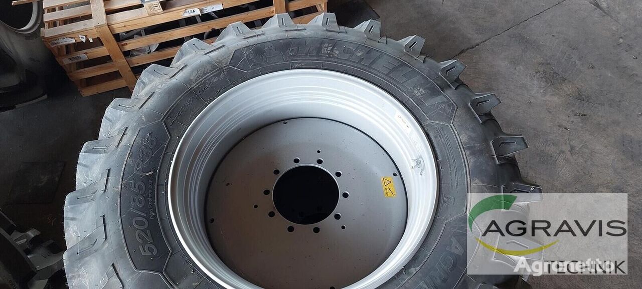 nieuw Michelin 520/85 R 38 wiel