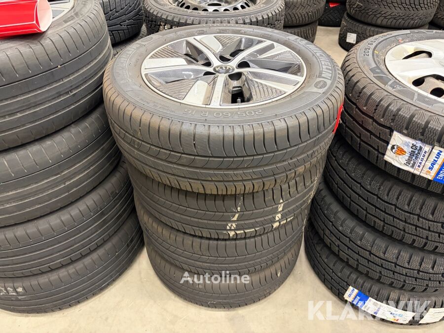 Michelin Kompletta Michelin 205/60R16 4st wiel - Autoline