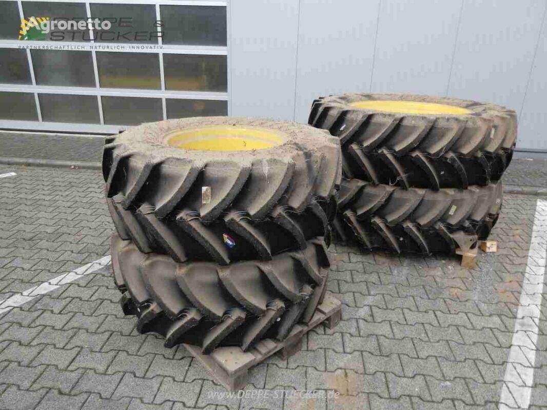 koło Mitas 480/65R24 und 540/65R38 Mitas AC65