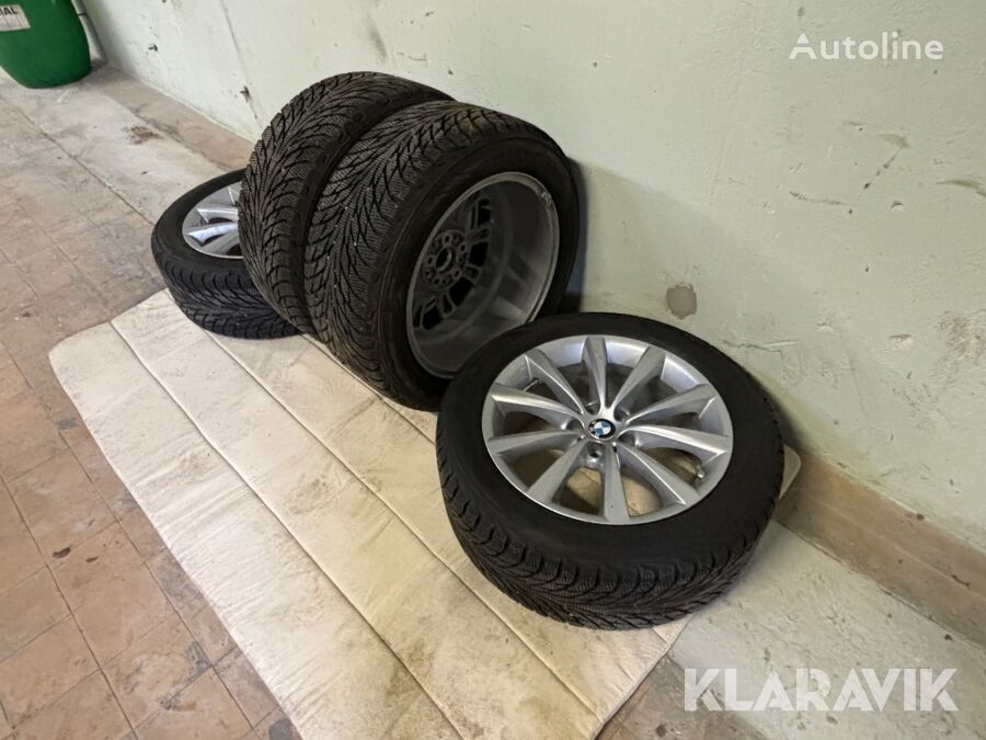 Nokian Däck med fälg 245/50R18 Nokian Hakkapeliitta 4st Rad