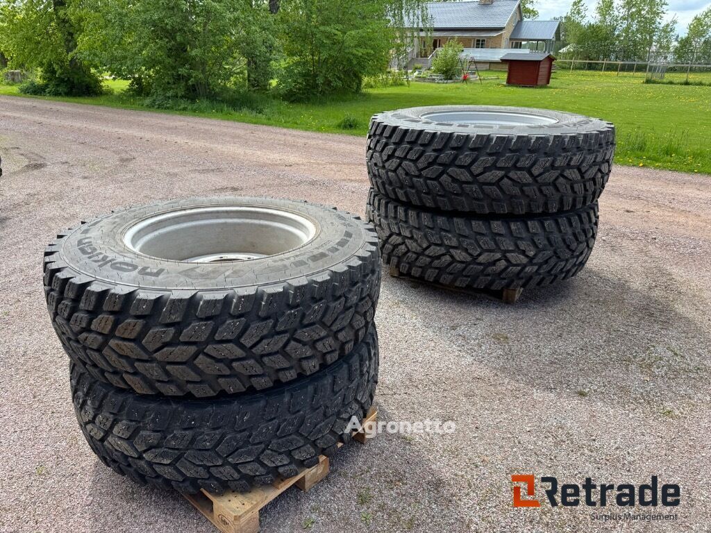 Купить колесо Nokian Hakapelitta TRI | Agronetto LT Колесо Nokian Hakapelitta TRI - Agronetto