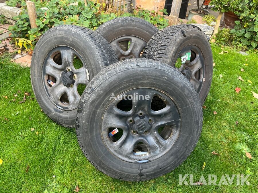 휠 Suzuki 225/70-16"