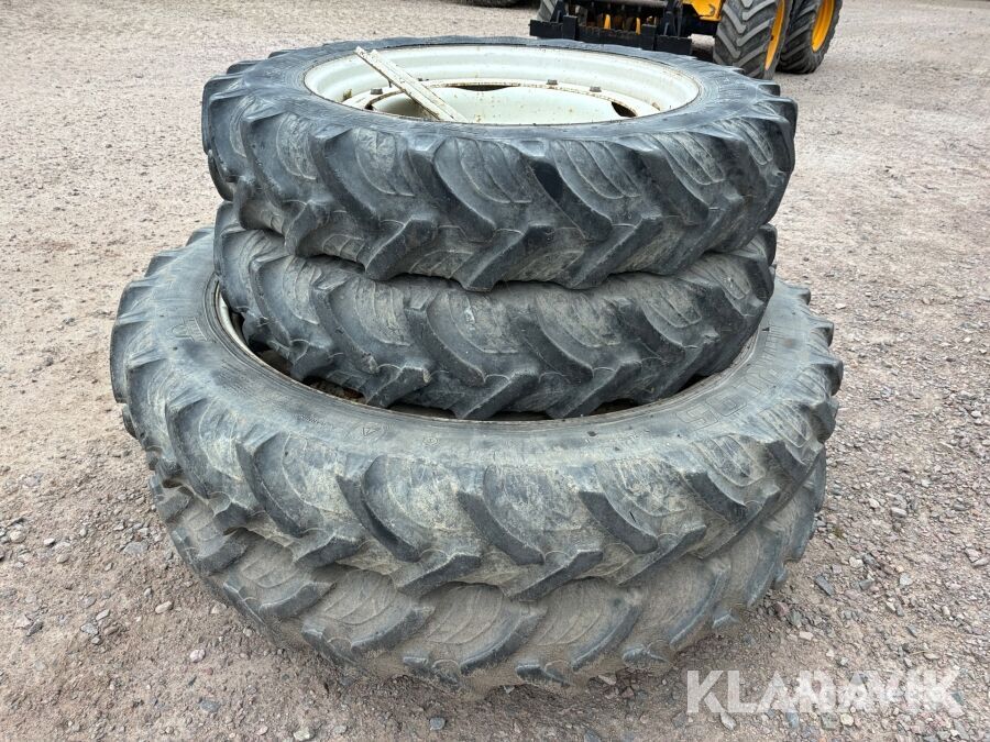 عجلة Taurus Radodlingshjul Taurus 270/95R32, 270/95R48