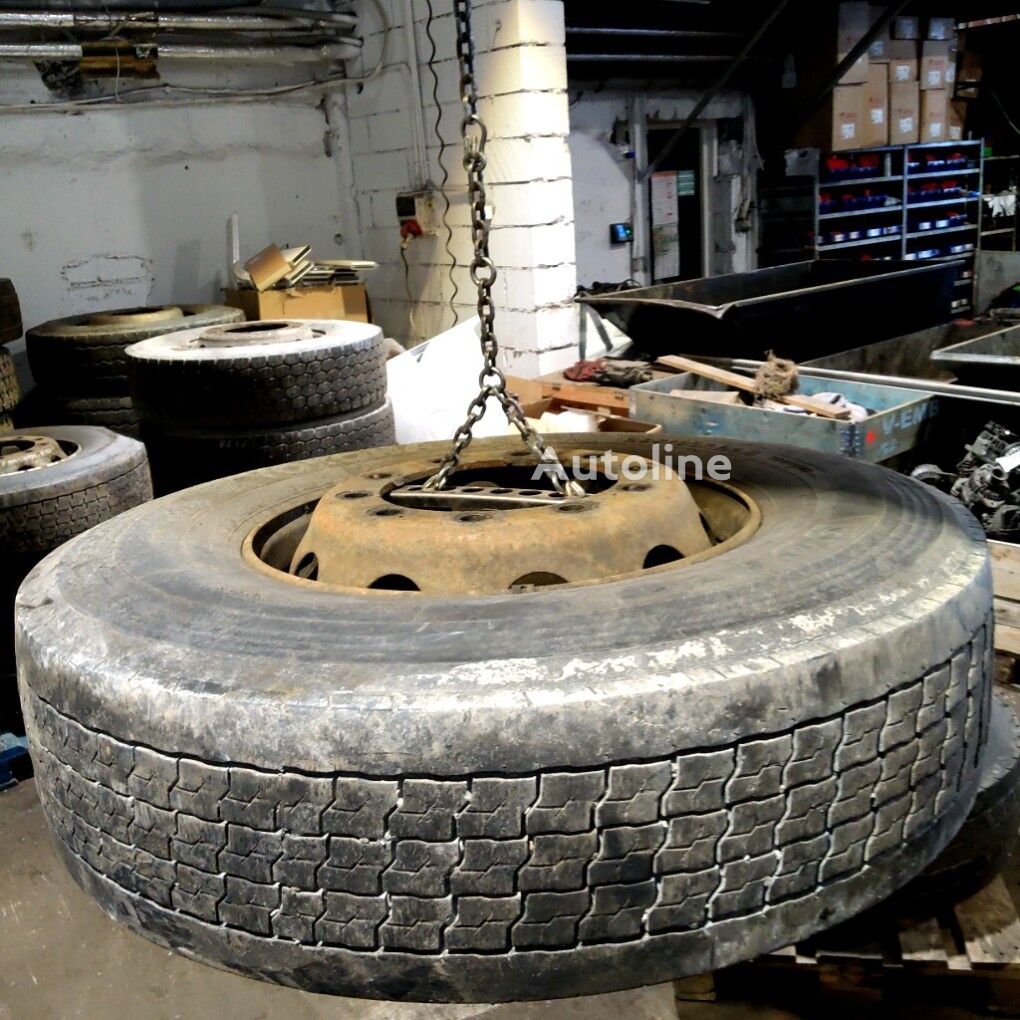 Roată Yokohama 295/80 R22.5 pentru Volvo B6, B7, B9, B10, B12 bus (1978-2011) - Autoline